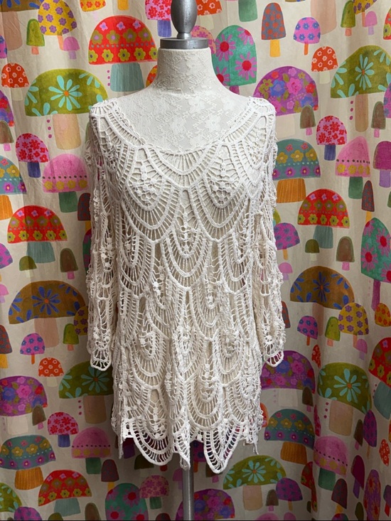 Tops - 100% Lace Cover Up Blouse.